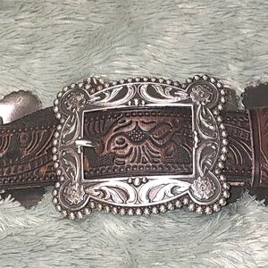 New Nocona Brown Embossed Leather Belt W/ 7 Silver Conchos Belt Size Large